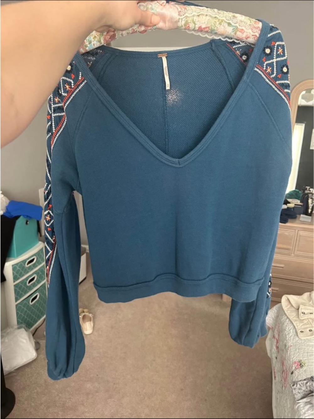 Free People Cropped V-Neck Sweater